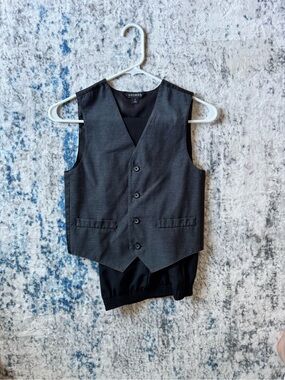 Boy(s) George size 8 Black and Gray Suit Set
